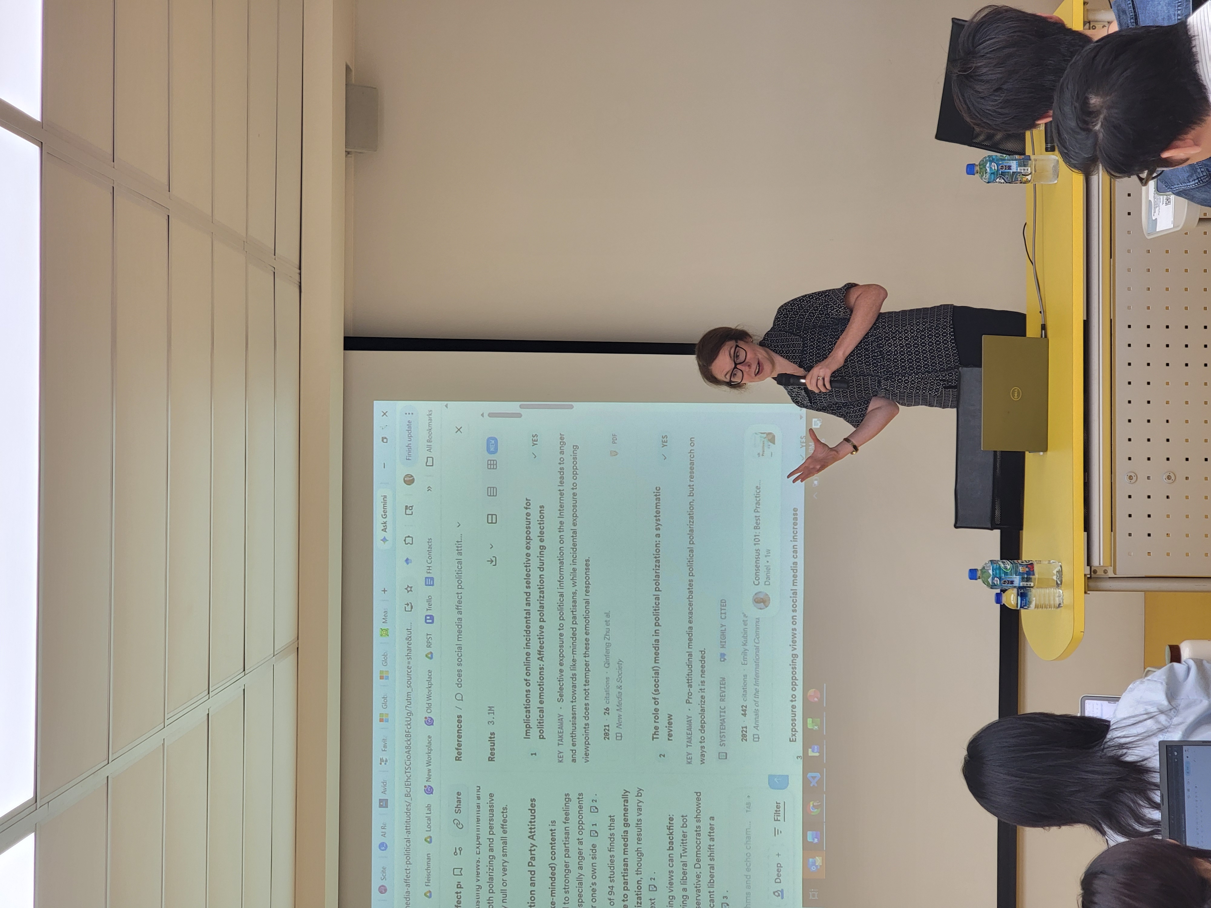 Dr. Natalie Stroud demonstrates how AI tools can support literature review and research design while emphasizing the importance of critical evaluation. (Photo by College of Communication)