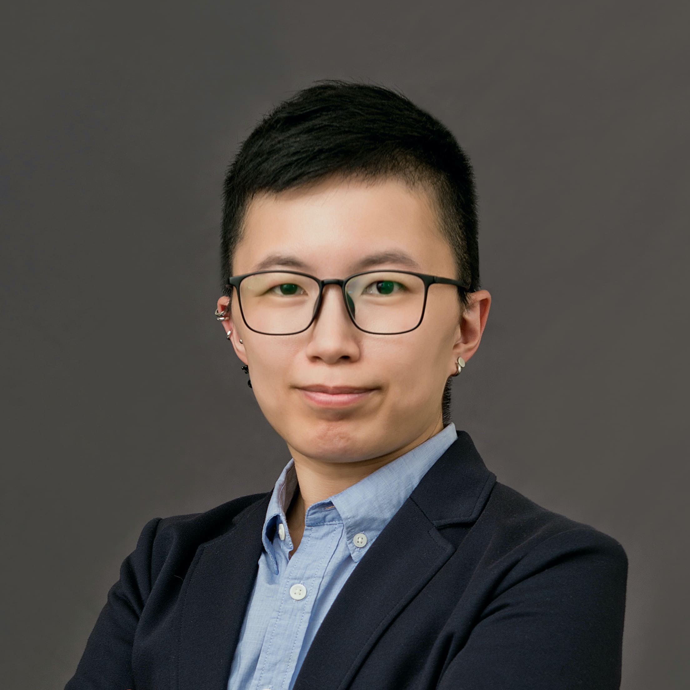 李岳蓉照片